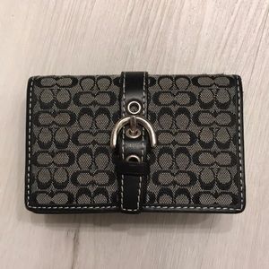 Coach signature monogram card case
